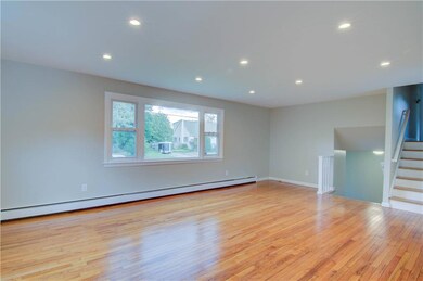 104 Andre Ave, Wakefield, RI 02879 - photo 6
