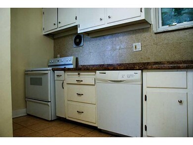 Kitchen. The first floor apartment s kitchen is  L