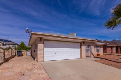 13981 Veny Webb St, Horizon City, TX 79928 - photo 3