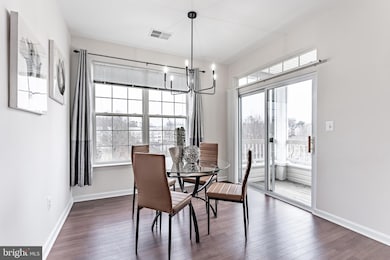 4200 Mozart Brigade Ln unit T, Fairfax, VA 22033 - photo 6