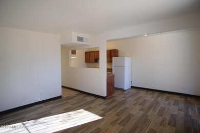 3356 - Living Area
