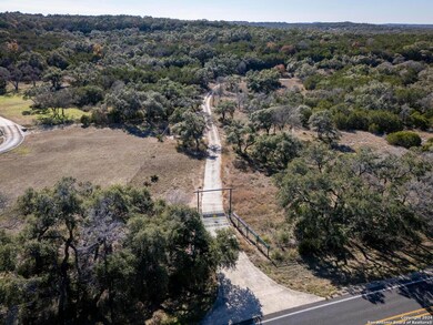 6511 Farm To Market Road 311, Spring Branch, TX 78070 - photo 6