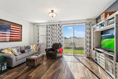 8858 Shell Island Dr, Jacksonville, FL 32216 - photo 7