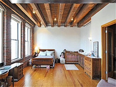 108 Lincoln St unit 5B, Boston, MA 02111 - photo 6