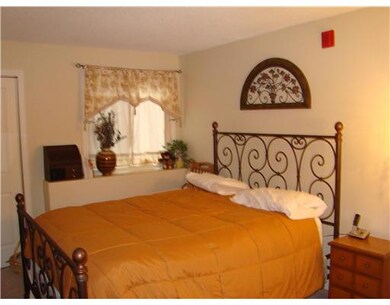 400 New River Rd unit 407, Manville, RI 02838 - photo 7