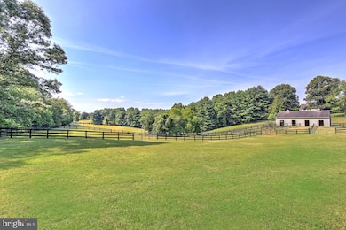 1715 Merriefields Ln, Ruckersville, VA 22968 - photo 4