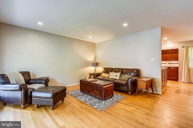 13210 Turkey Branch Pkwy, Rockville, MD 20853 - photo 6