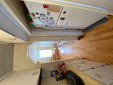 27 Cameron Ave unit 3, Cambridge, MA 02140 - photo 3
