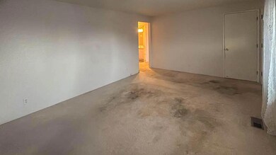 1023 NE Primrose Place, Grants Pass, OR 97526 - photo 4