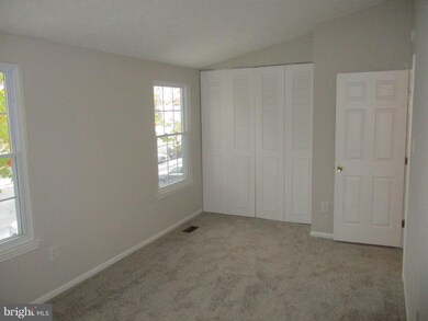 6346 Green Field Rd, Elk Ridge, MD 21075 - photo 5