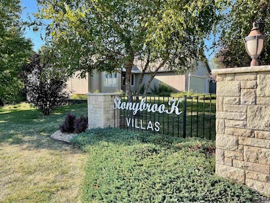 4039 SW Stonybrook Dr, Topeka, KS 66610 - photo 2