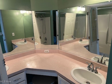 23155 Wainwright Terrace, Olmsted Falls, OH 44138 - photo 6