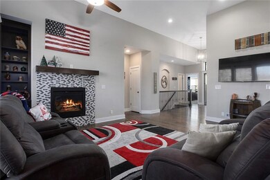 106 E Woodland Ave, Lone Jack, MO 64070 - photo 5