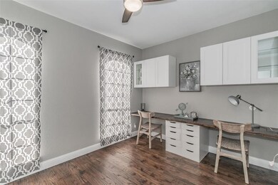 704 Crystal Ln, Hurst, TX 76054 - photo 6