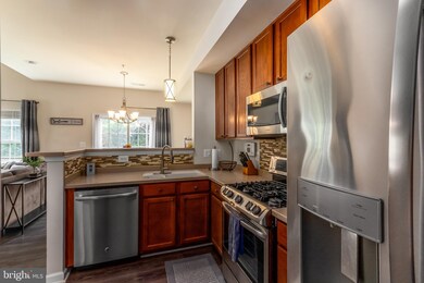 11158 Wortham Crest Cir unit 110, Manassas, VA 20109 - photo 7