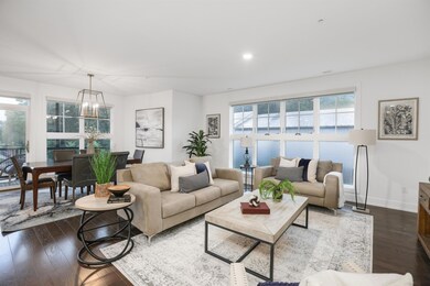 10-218 W Kingsley St 0012