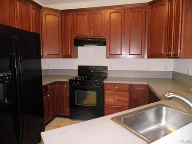 2213 Four Seasons Blvd, Macungie, PA 18062 - photo 6