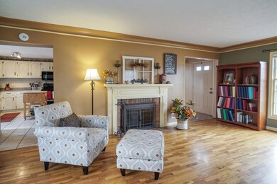 2416EGrandRiverMLS-10