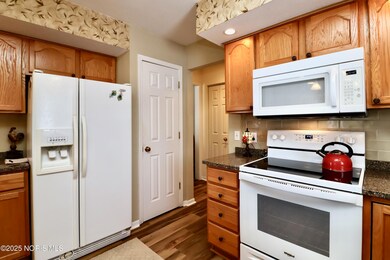 4331 N Watercrest Dr, Toledo, OH 43614 - photo 6