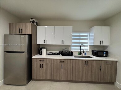 11820 SW 189th St unit 1, Miami, FL 33177 - photo 3