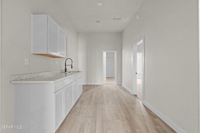 1209 Wyoming Ave, El Paso, TX 79902 - photo 7