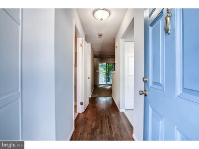 5124 W Woodmill Dr, Wilmington, DE 19808 - photo 3