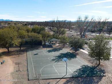 MRT_TUC_Views_at_Madera_Sport_Court