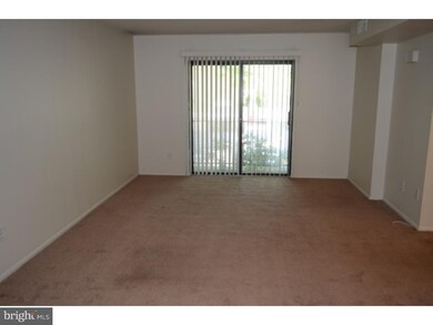726 Putnam Blvd unit 14A, Wallingford, PA 19086 - photo 2