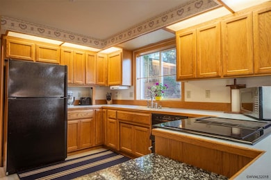 1366 Pressler Ct S, Salem, OR 97306 - photo 6