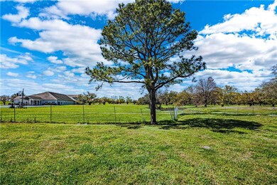 98 Colonial Club Dr, Harahan, LA 70123 - photo 6