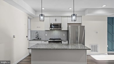 2308 Druid Park Dr, Baltimore, MD 21215 - photo 7