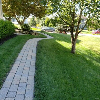 1935 Jenkins Dr, Easton, PA 18040 - photo 4