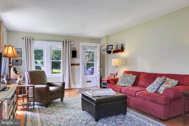 121 W Wyomissing Blvd, Reading, PA 19609 - photo 5