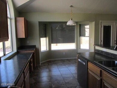 Kitchen bay window