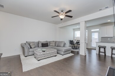 5317 Bentayga Dr, Lithonia, GA 30058 - photo 5