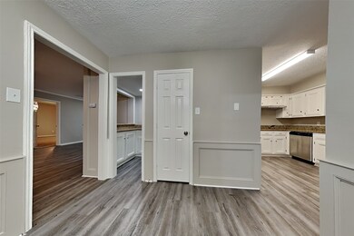 12311 Oak Park Dr, Houston, TX 77070 - photo 5