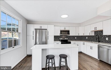 3 Sky Blue Ct, Germantown, MD 20874 - photo 5