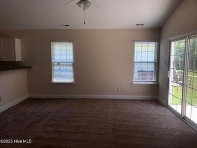 Family room (1)