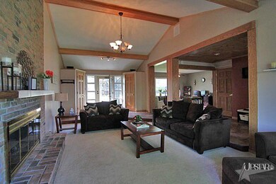 1521 S Park Dr, New Haven, IN 46774 - photo 2