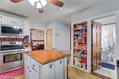 Built in shelves