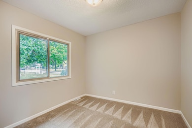 4643 Emerson Ave N, Minneapolis, MN 55412 - photo 7