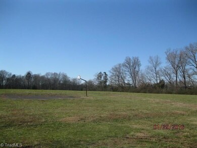 2324 Fairview Farm Rd, Asheboro, NC 27205 - photo 4