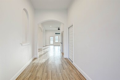 8622 W 1st St, Needville, TX 77461 - photo 6