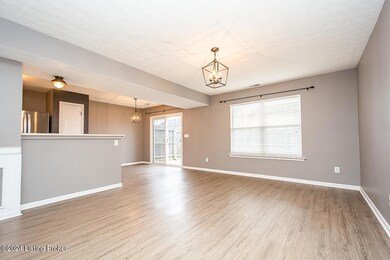 6724 Arbor Creek Dr unit 129, Louisville, KY 40228 - photo 4