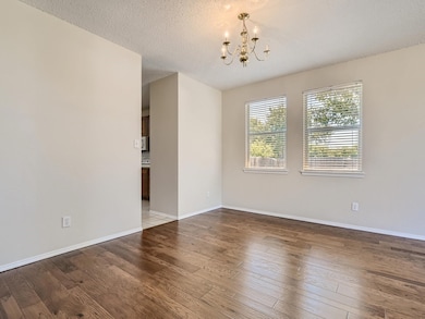 Family room/Dining room