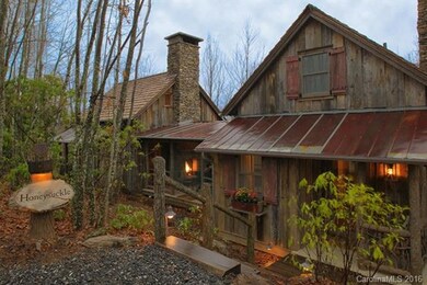 Cabins which connect with a porch