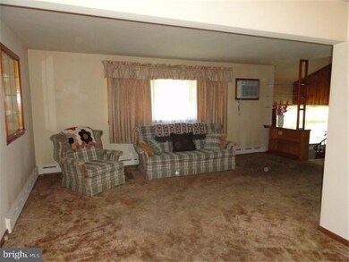 1516 Oak Rd, Pennsburg, PA 18073 - photo 5