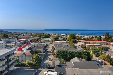655 Main St unit 301, Edmonds, WA 98020 - photo 2
