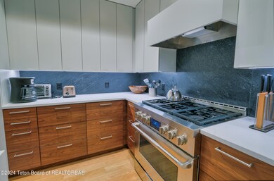 One Town Hill_Unit 307_MLS-6