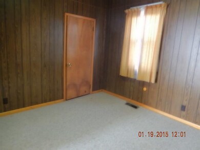 802 N East St, Tipton, IN 46072 - photo 4
